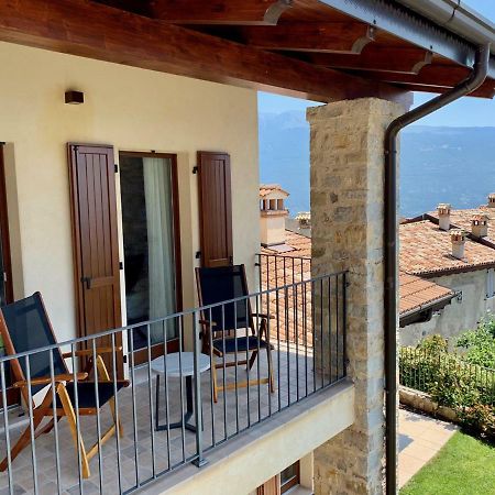 Borgo Al Tempo Perduto Villa Gargnano Exteriör bild