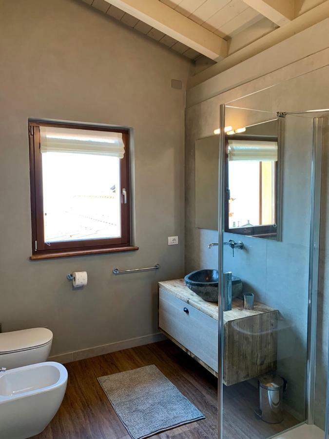 Borgo Al Tempo Perduto Villa Gargnano Exteriör bild