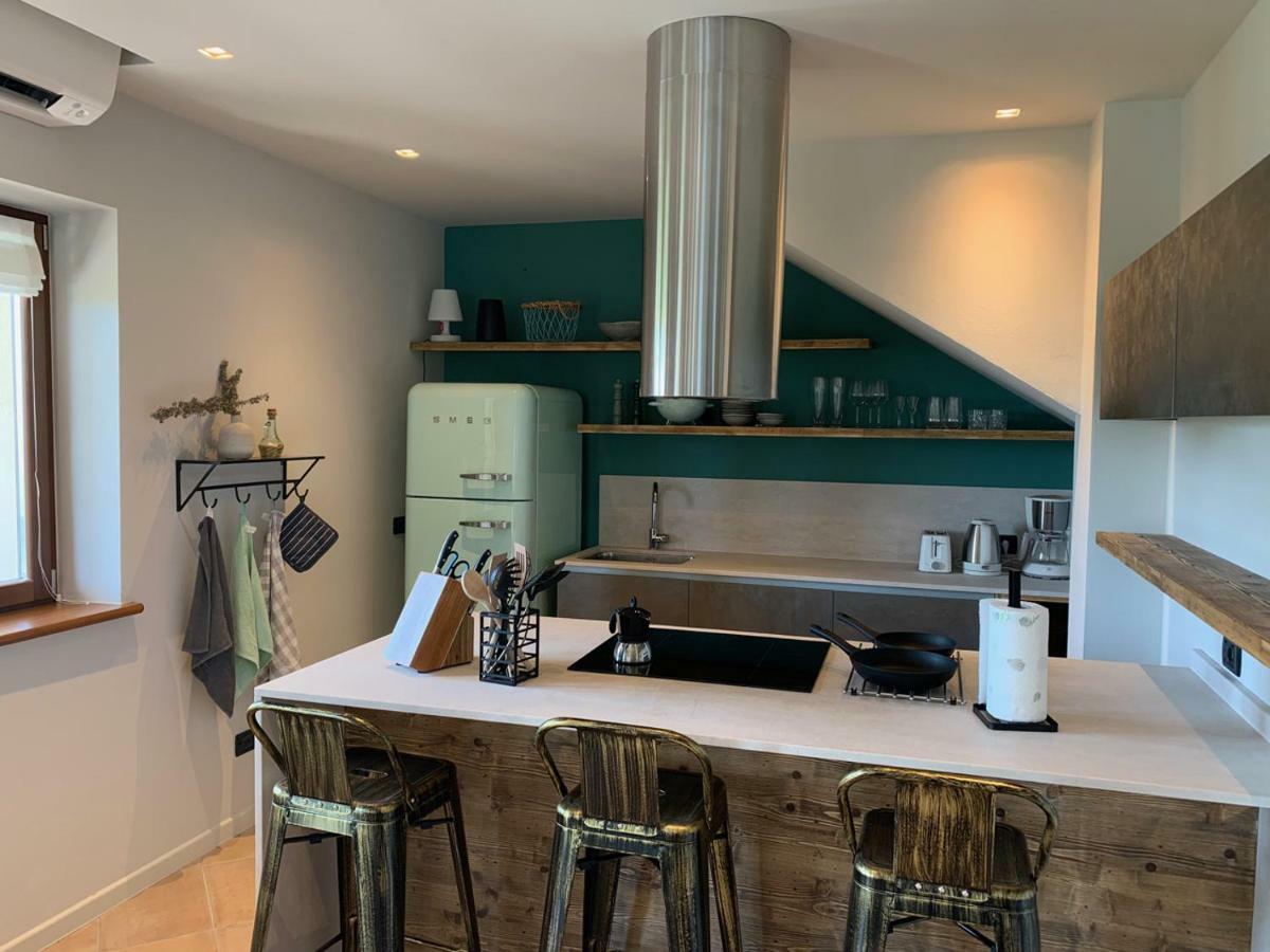 Borgo Al Tempo Perduto Villa Gargnano Exteriör bild